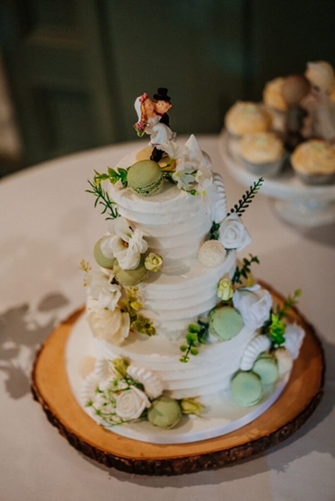 Real-wedding-cake-2023